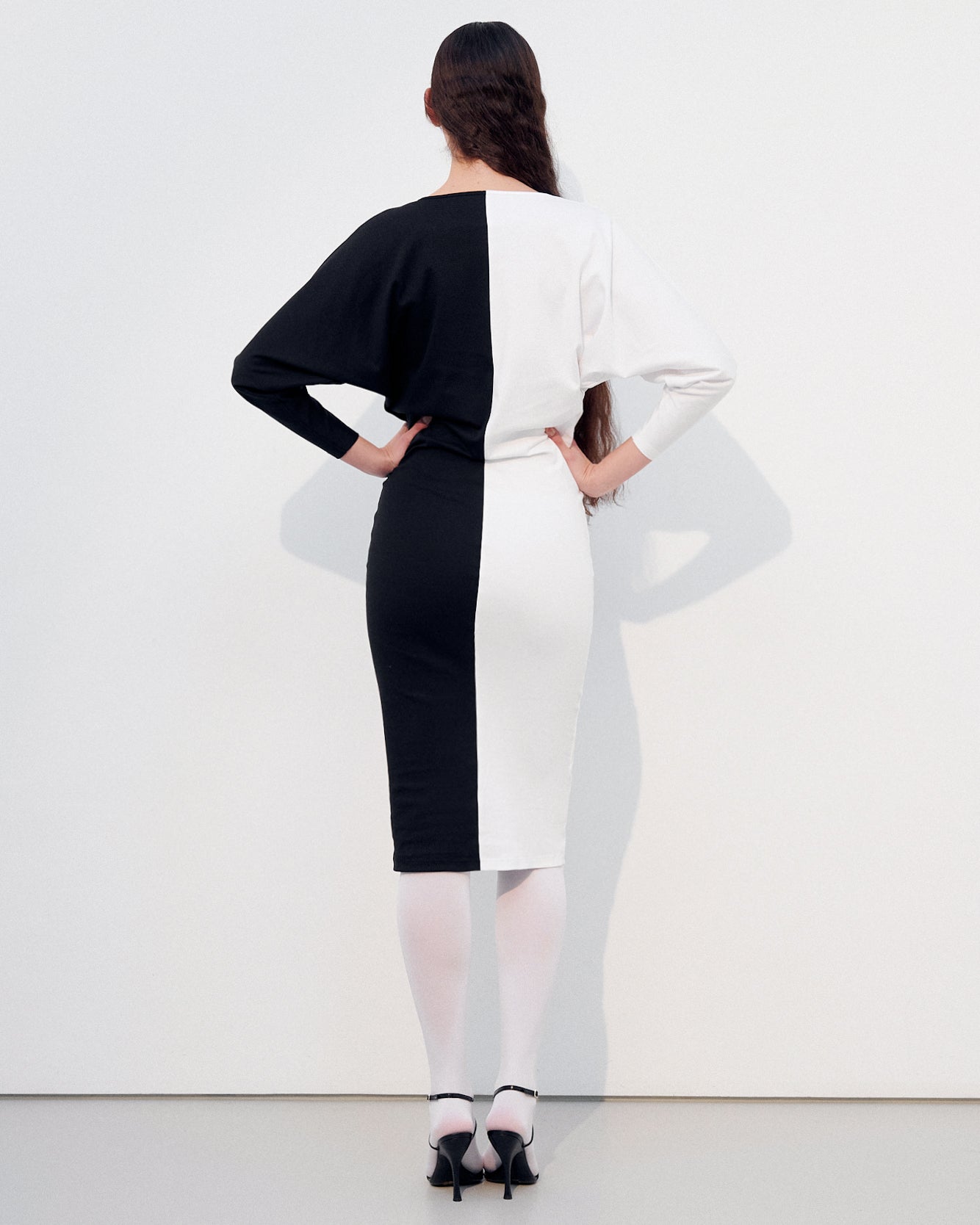 SALMA DRESS BLACK&WHITE