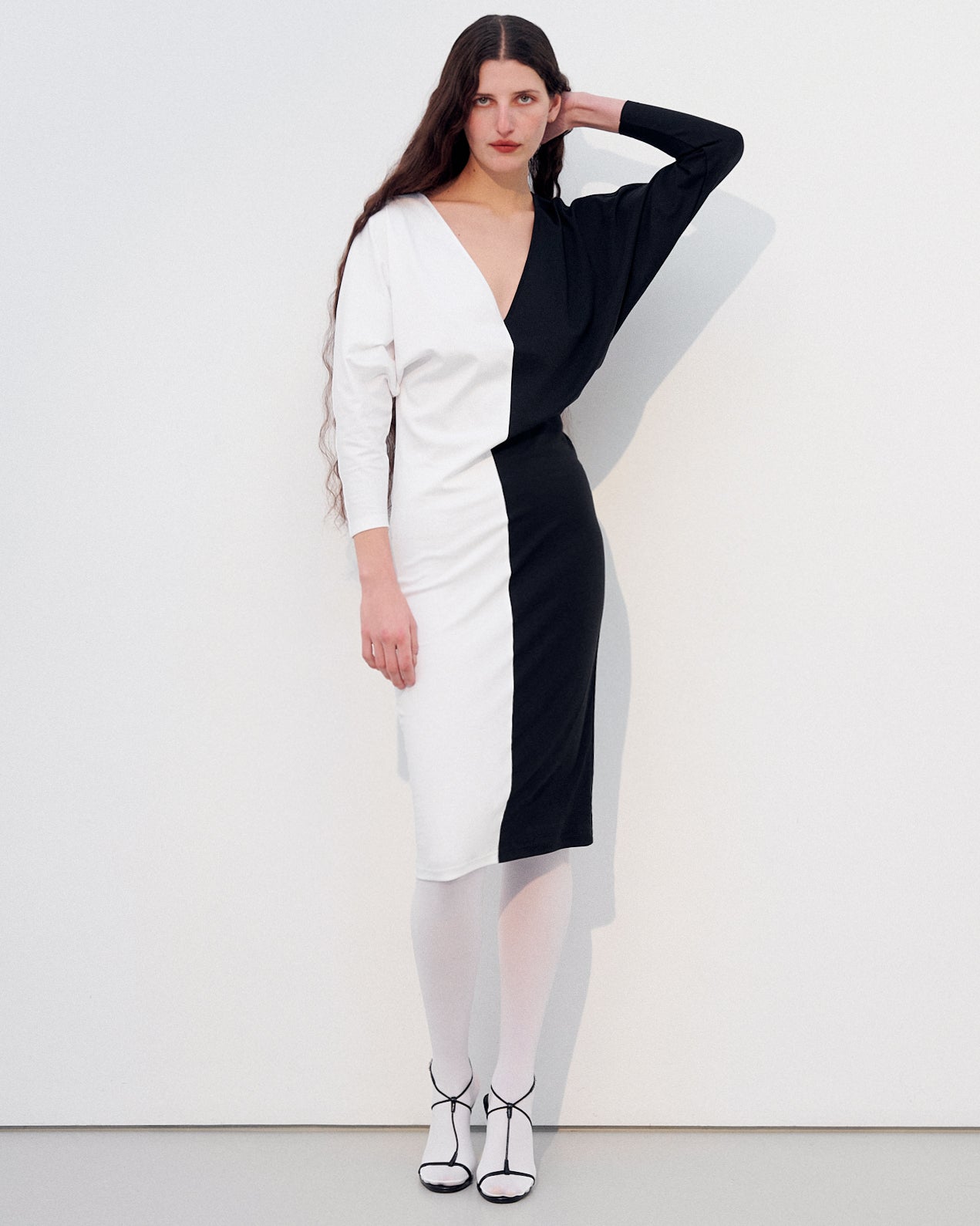SALMA DRESS BLACK&WHITE