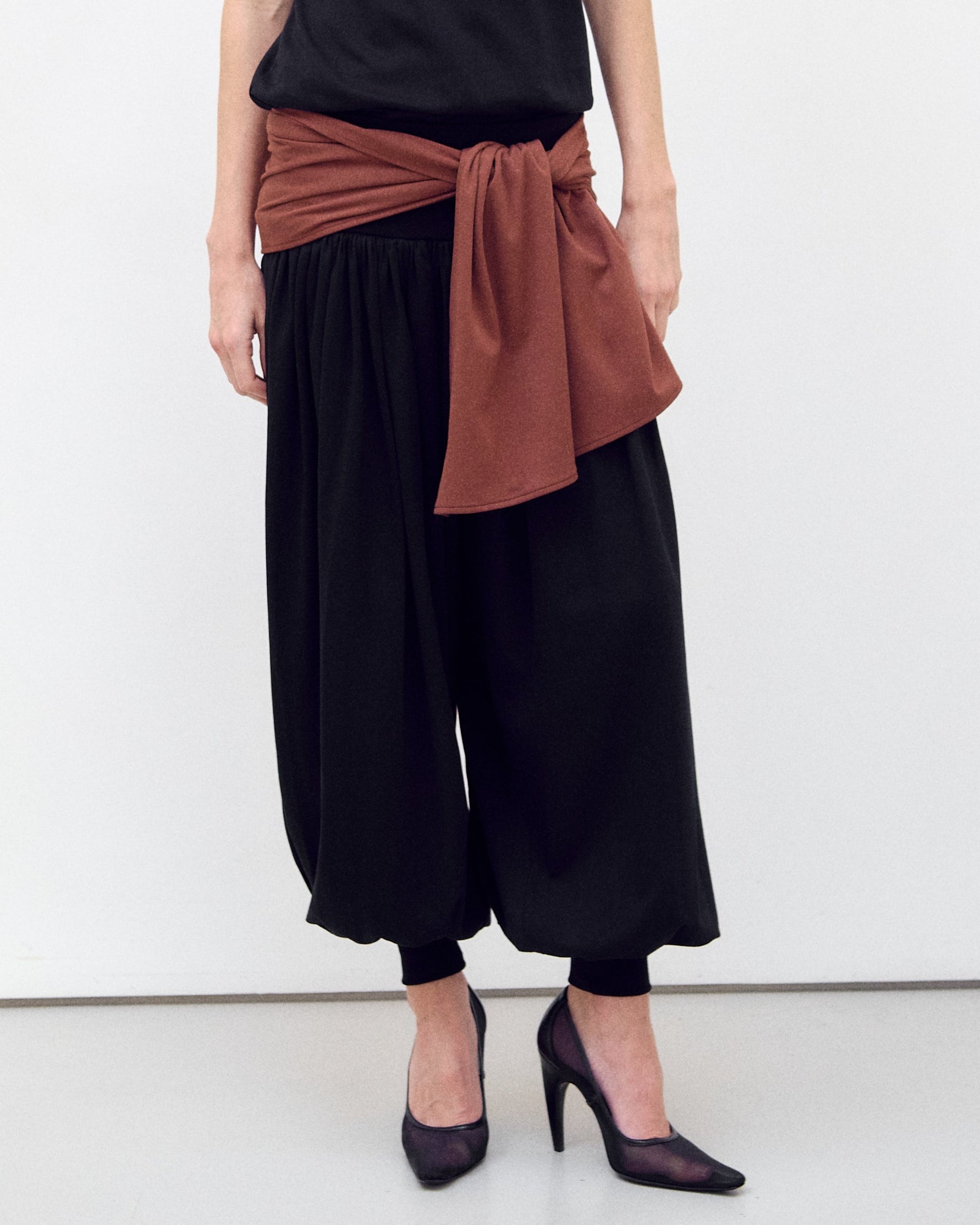 VOLLMOND PANTS BLACK